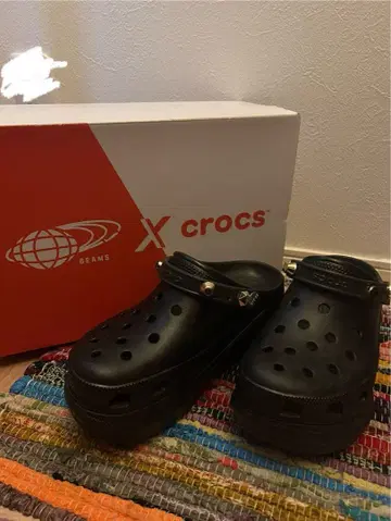 crocs x BEAMS 콜라보