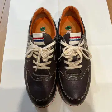 까스텔바작 브라운 가죽 스니커즈 로고