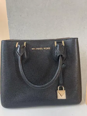 MICHAEL KORS 블랙 가죽 핸드백