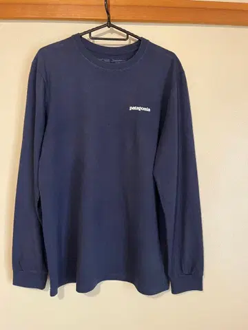 patagonia 네이비 긴팔 티셔츠 S