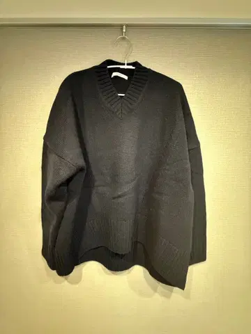 CINOH V넥 니트 네이비 사이즈 36