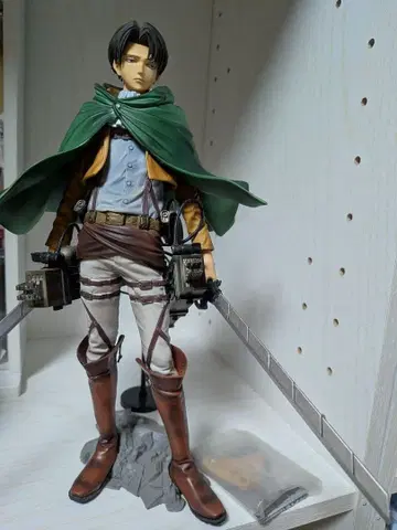 리바이 MSP 피규어 입체 기동 장비 포함