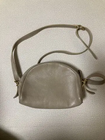일비종떼 크로스 바디백 숄더백 그레이
