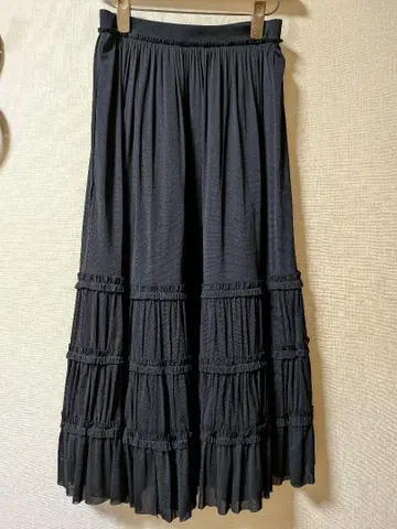 비비안 탐 스커트 블랙 개더 플레어