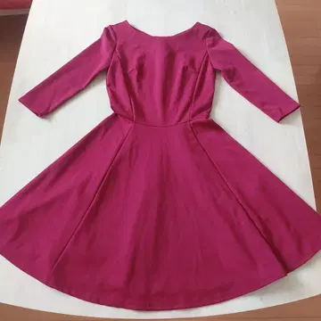 Rouge Vif La Cle 빨간색 7부 소매 플레어 원피스