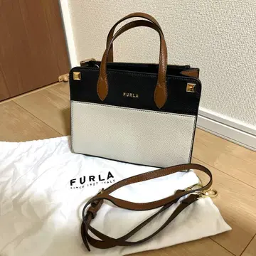 FURLA 백