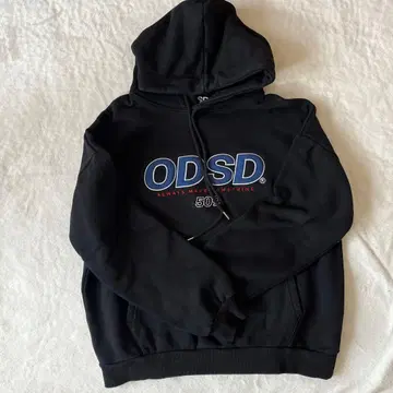 Odd studio 후드티
