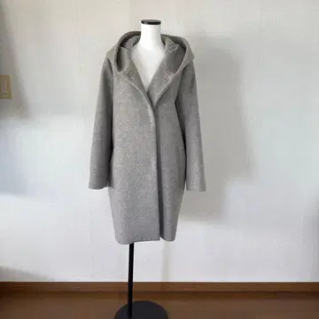 그레이 후드 부착 코트