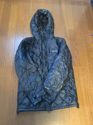marmot 마모트 M-3 블랙 다운 자켓 후드 부착