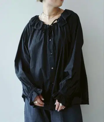 저널 스탠다드 랙 코튼 로운 프릴 퍼프 블라우스