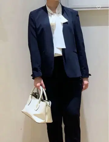 그린 라벨 릴랙싱 파우드레 노라펠 자켓 테이퍼드 팬츠