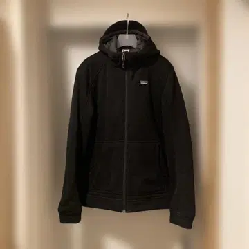 파타고니아 patagonia 인슐레이티드 베터 스웨터 후디 M 블랙