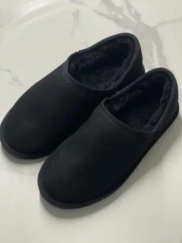 EMU Australia 블랙 슬립온 어그 부츠