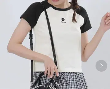 MARY QUANT 티셔츠