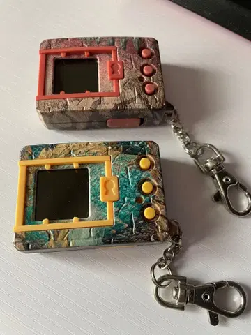 디지털 반려동물 몬헌 콜라보 20주년 기념