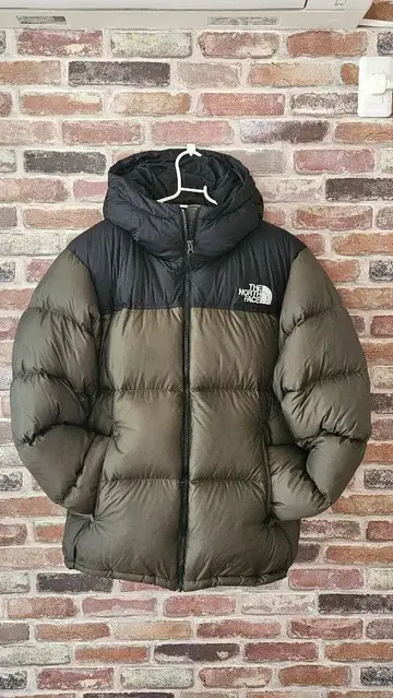 THE NORTH FACE 후드 부착 다운 자켓