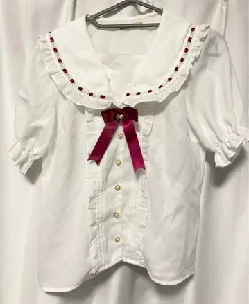 Amavel 아마벨 사다리 리본 블라우스 반팔