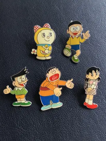 후지코 후지오 뮤지엄 한정판 핀 배지 세트 도라에몽 진구(노비타) 도라미