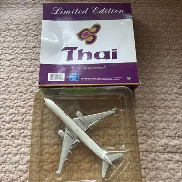 태국 항공 구 도색 B777-300 한정판 피규어