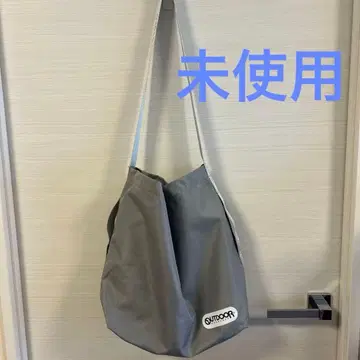 OUTDOOR 그레이 숄더백