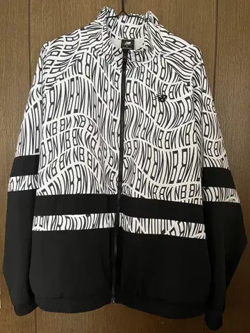 new balance 로고 프린트 점퍼