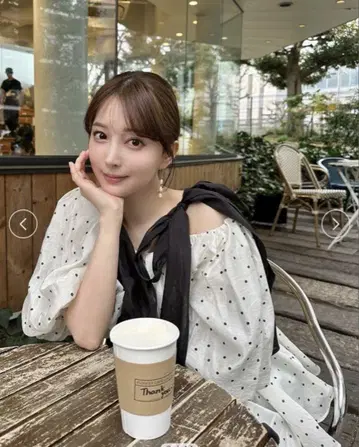 SNIDEL 허리 셔링 리본 블라우스 도트