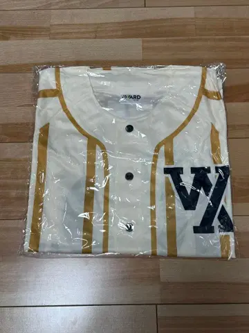 WEST. 베이스볼 셔츠 T셔츠
