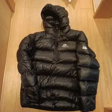 마운틴 이큅먼트 클라우드 스웨터 블랙