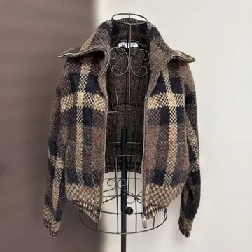 ZARA 브라운 체크 집업 자켓