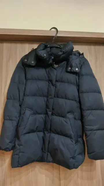 CLEAR IMPRESSION 후드 부착 다운 자켓 네이비 사이즈 2