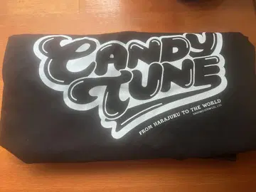 CANDY TUNE 그래픽 T셔츠 블랙