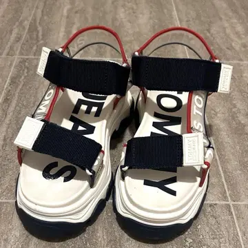 TOMMY JEANS 타미 샌들 통굽