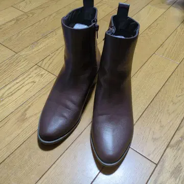 나노 유니버스 미들 부츠