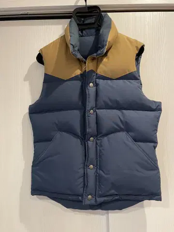MT RAINIER DESIGN 다운 베스트 리버서블
