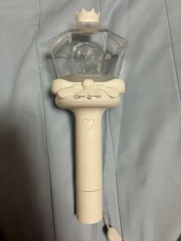 Cute Street 왕관 달린 응원봉 상자 없음