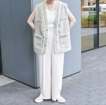 프론트 오픈 트위드 베스트 베이지 완판템