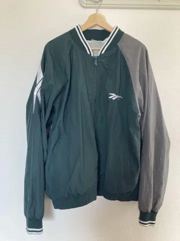 [ used ] 90's Reebok 나일론 자켓