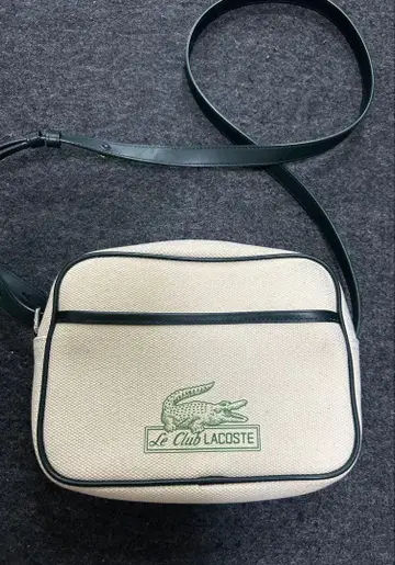 라코스테 LACOSTE 헤리티지 캔버스 프린트 프론트 숄더백