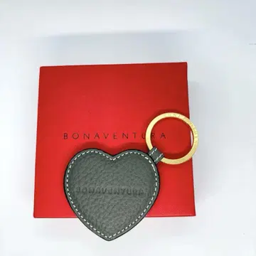 [ 새상품급 ] BONAVENTURA 보나벤츄라 하트 키링 그레이 상자