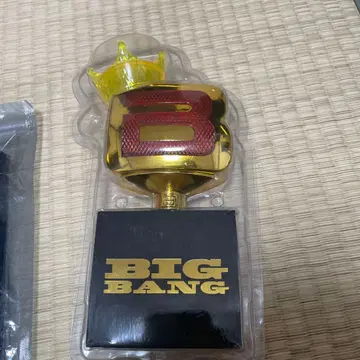 BIGBANG 10주년 응원봉 골드