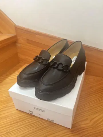 MACINTOSH PHILOSOPHY 블랙 로퍼 235