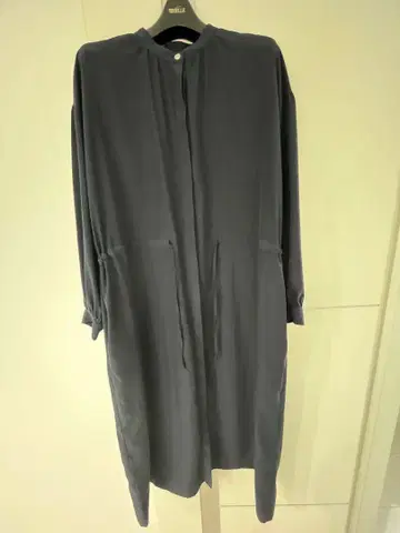 어반 리서치 도어스 드로스트 원피스 M 사이즈 다크 네이비