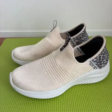 스케치 슬립 아이보리 레오파드 무늬 24cm