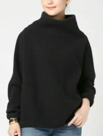 두지엠 클라세 라무  하이넥 니트 블랙