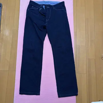 Knackered 다크 블루 스트레이트 데님