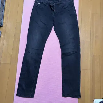 SCOTCH&SODA 블랙 데님 슬림 핏