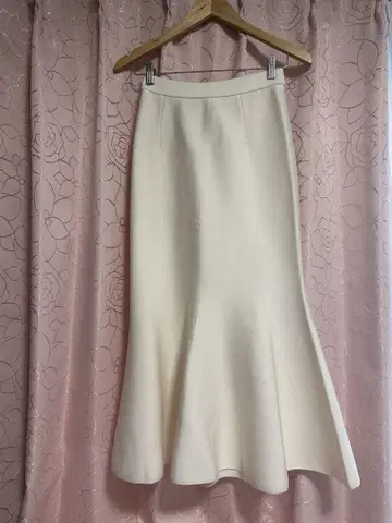 LE CIE BLUE 플레어 스커트