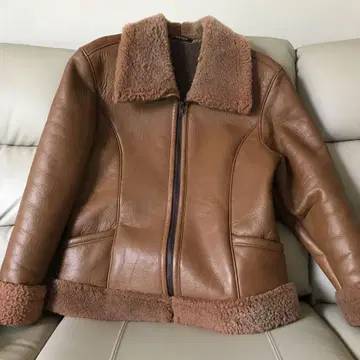 카멜색 인조 가죽 보아 옷깃 아우터 XXL