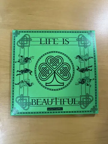 go!go!vanillas LIFE IS BEAUTIFUL