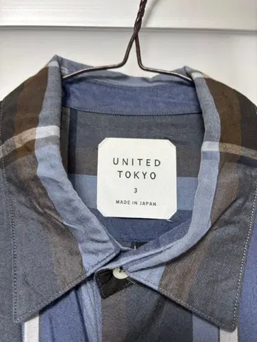 UNITED TOKYO 긴팔 셔츠 사이즈 3 체크 무늬